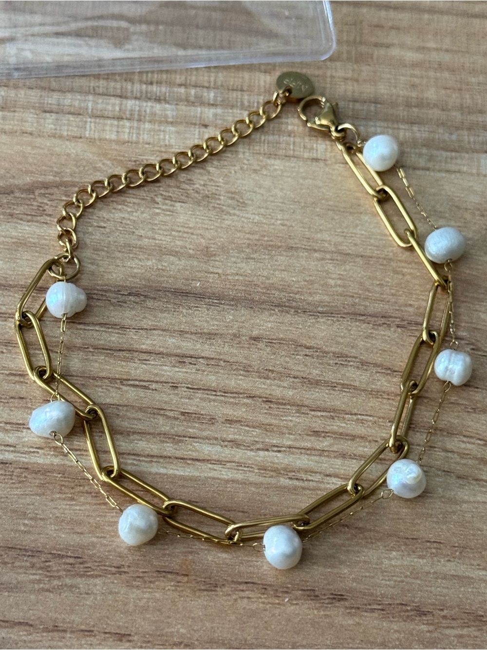 New Gold fresh water Pearl Chain Bracelet 2 in 1 - Gold and White